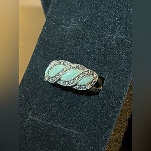 Vintage 925 sterling silver jade marcasite ring size 8